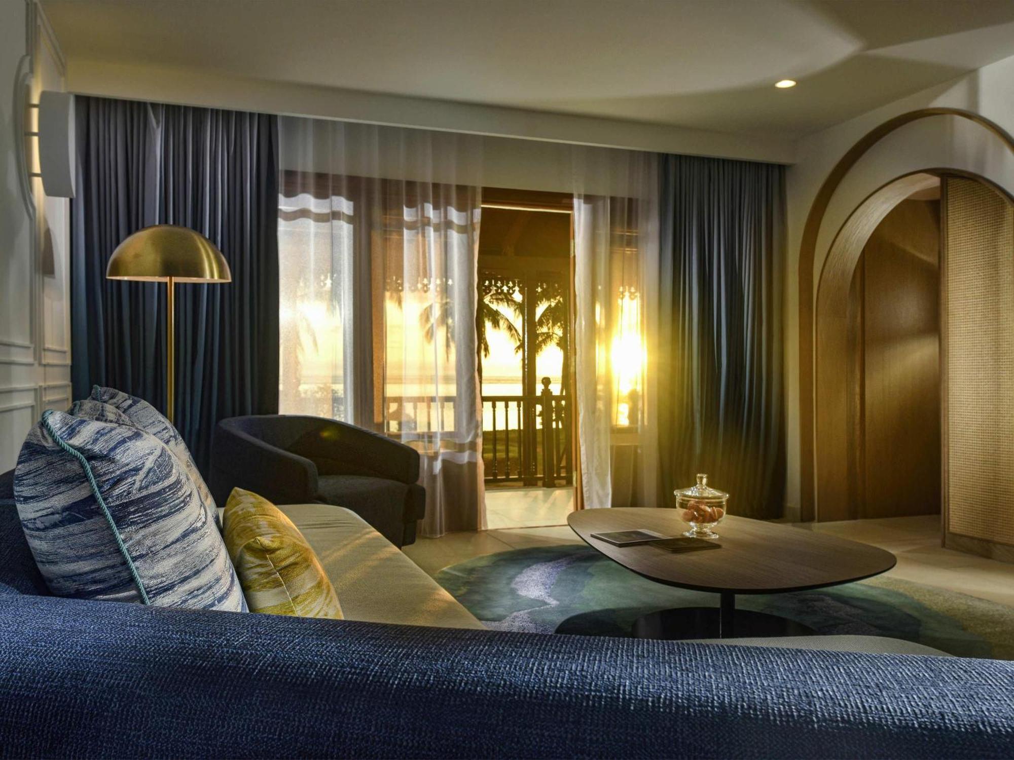 Chambre OPERA avec 1 Lit King-Size et Accès Direct à la Plage - Vue sur Océan - Balcon ou Terrasse