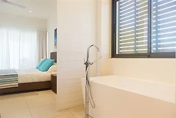 Cap Ouest Beach Apartments-3